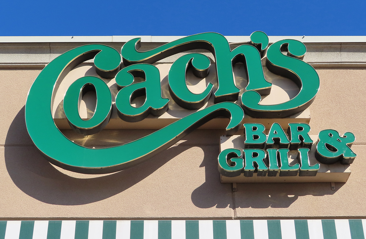 Coaches Bar and Grill Overland Park: A Local Gem for Food and Fun